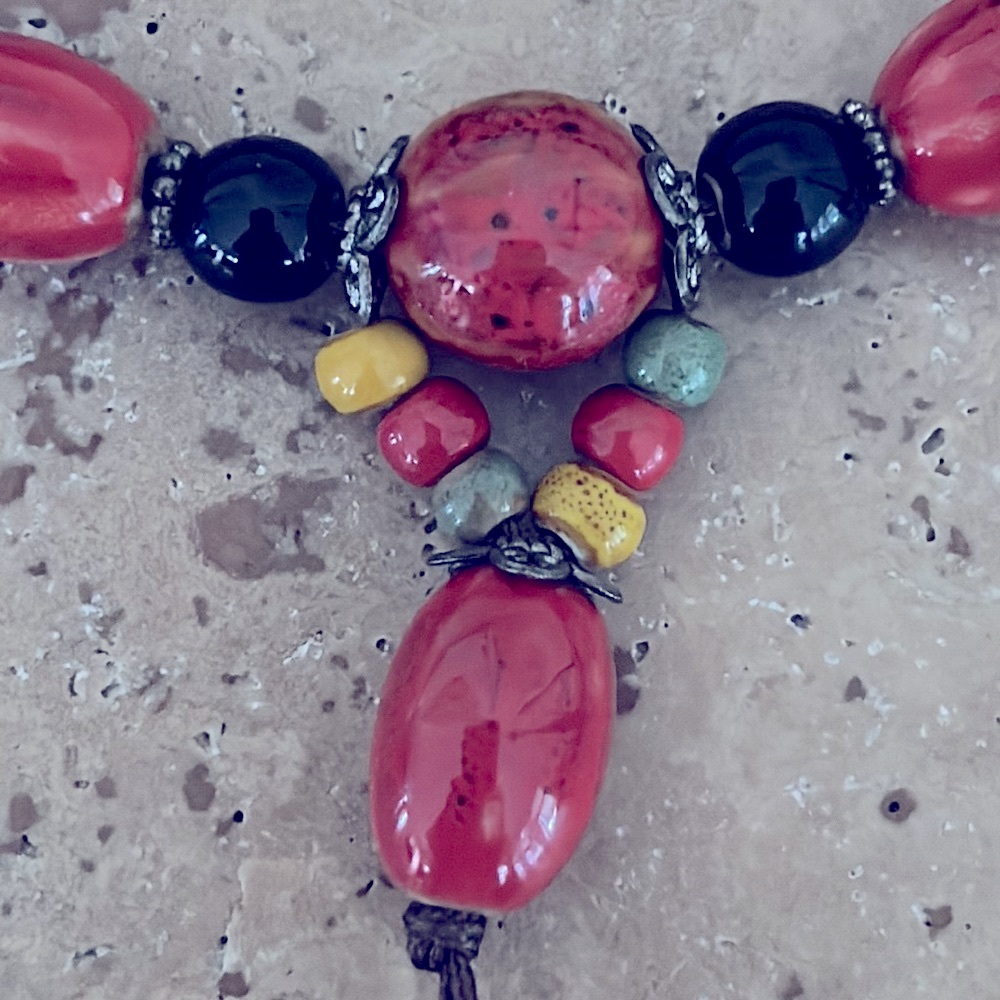 NWOT VTG Glass Bead Necklace on strings, red/black/yellow, handmade